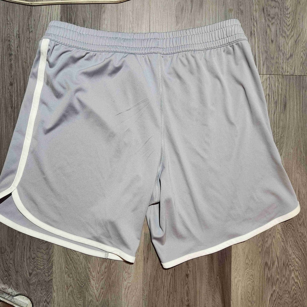 Reebok Mens Gray Shorts Elastic Waist White Trim Medium